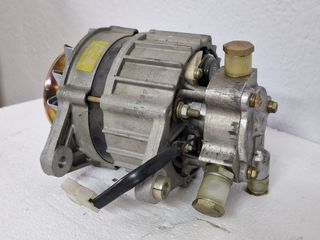 Alternador Bosch 9 120 144 620 Nissan 28V