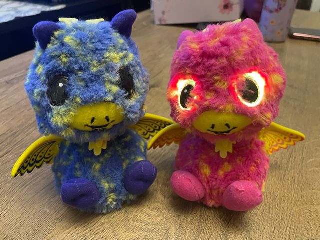 Hatchimals Azul y Rosa