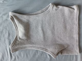 Top Zara gris 