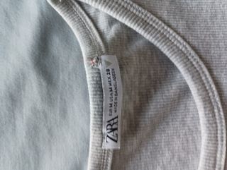 Top Zara gris 