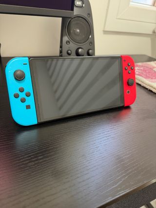 Nintendo Switch OLED Azul/Rojo