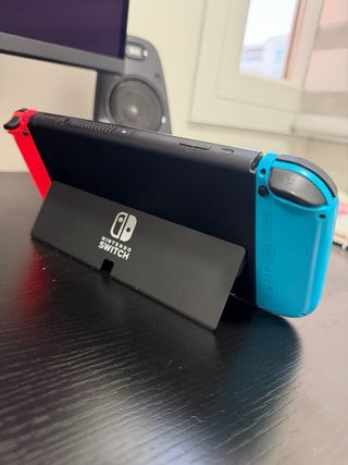 Nintendo Switch OLED Azul/Rojo