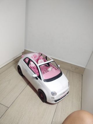 Auto Barbie bianca