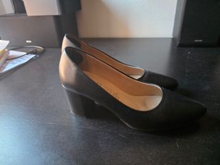 Zapatos de salón Mimao negros