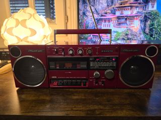 Radiocassette Sanyo M-V40L