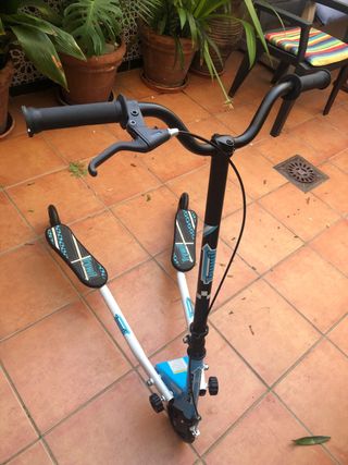 Patinete 3 ruedas Trywil seminuevo