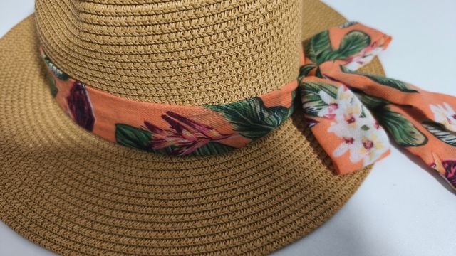 Camisola playera y sombrero