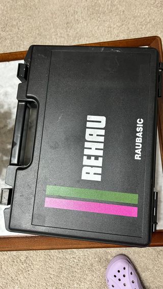 Herramientas Fontanería REHAU RAUBASIC