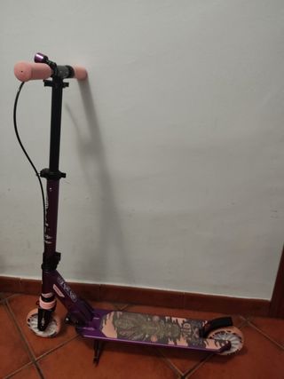 Patinete infantil morado