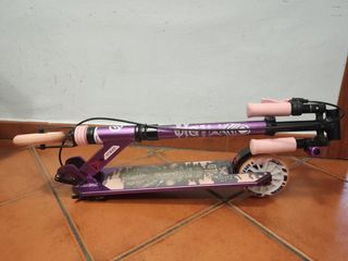 Patinete infantil morado