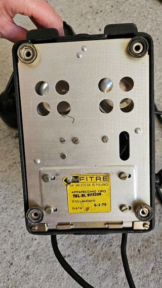 Telefono a manovella nero