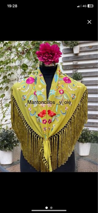 Mantoncillo Flamenco Bordado verde lima