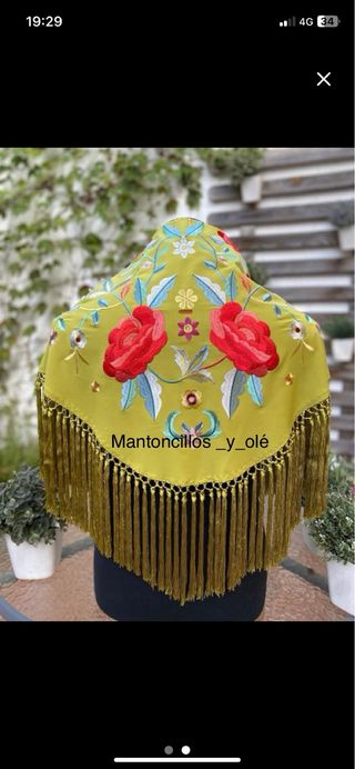 Mantoncillo Flamenco Bordado verde lima