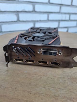 Tarjeta Gráfica Radeon RX 580 8GB
