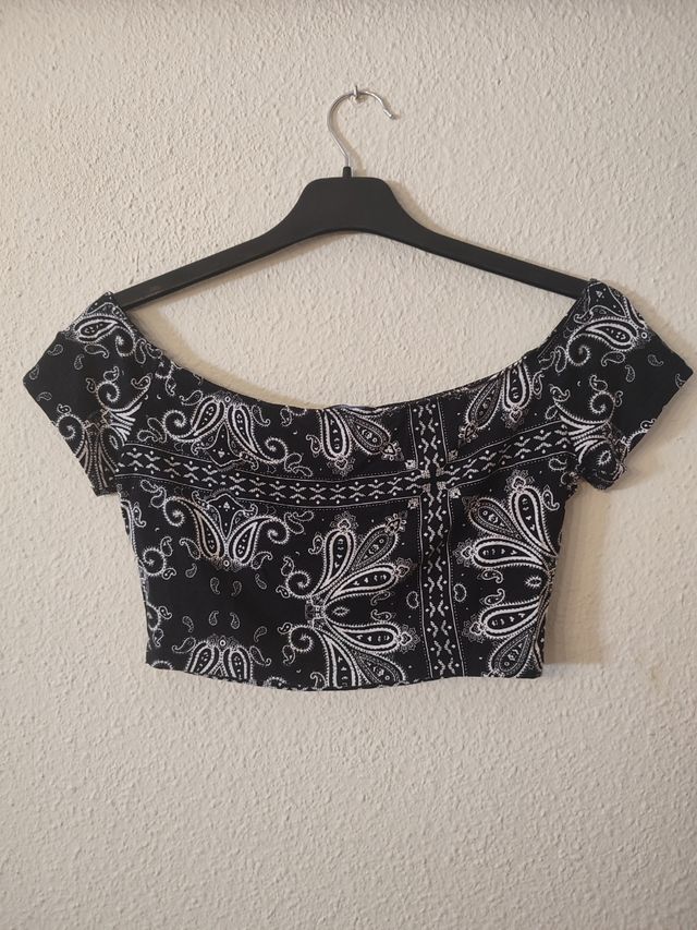 Crop top negro mujer Tezenis.