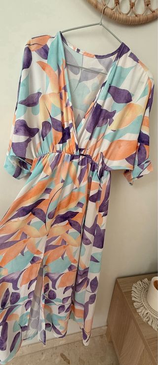 Vestido estampado floral.
