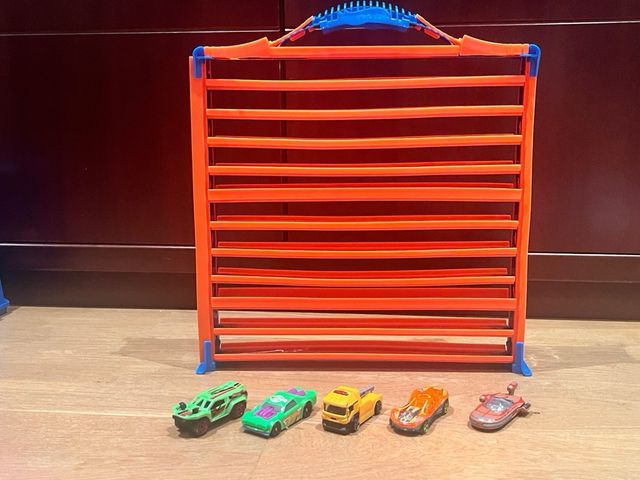 Hot Wheels Maletín portacoches 3 en 1