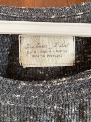 Camiseta Zara gris jaspeada manga larga