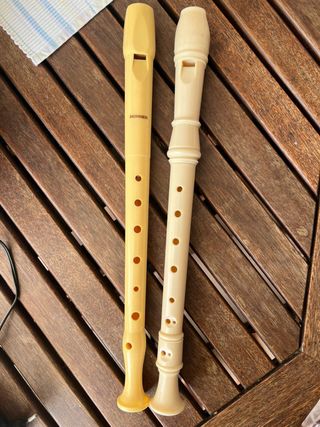 2 Flautas HOHNER color amarillo y beige