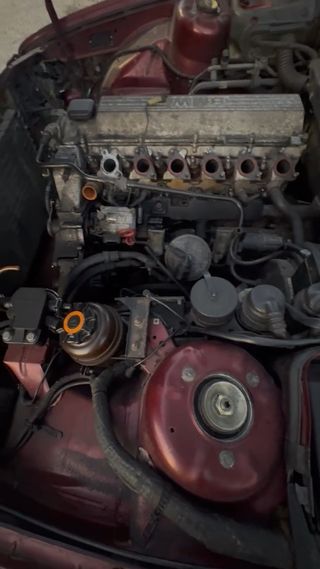 Despiece BMW E34 525TDS Calypso Red