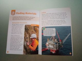 Oxford Read and Discover: Level 5: Materials To...