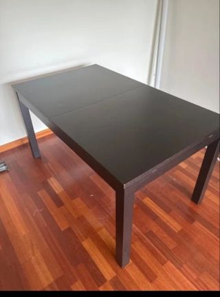 Mesa Ikea Bjursta Marrón