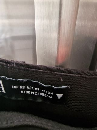 Pantalón recto Zara negro
