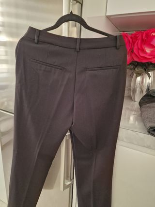 Pantalón recto Zara negro