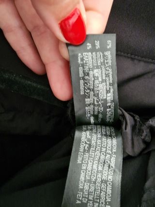 Pantalón recto Zara negro