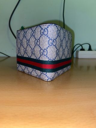 Cartera Gucci Beige GG Supreme