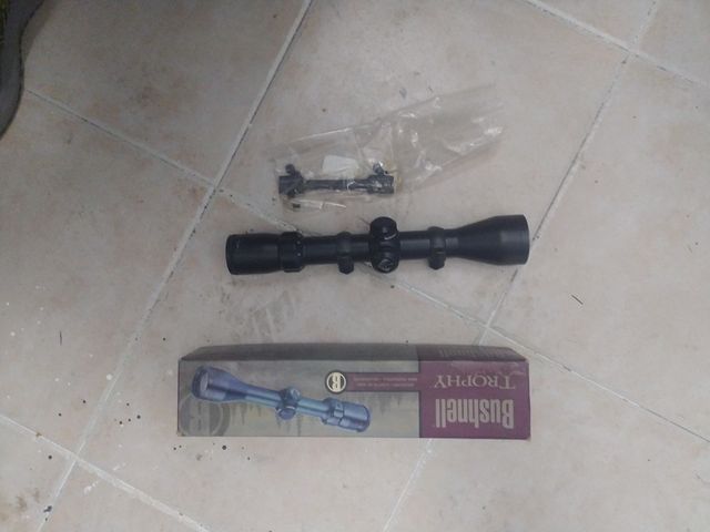 Visor Bushnell Trophy 1.5-6x44mm con monturas