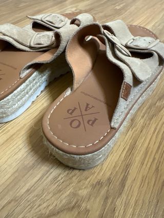 Sandalias Popa beige talla 36