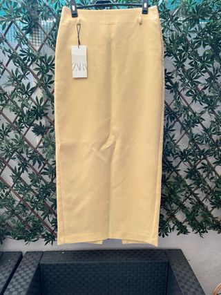 Falda Larga Amarilla Talla XS