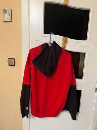 Sudadera Chicago Roja y Negra