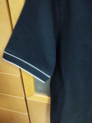 Polo Guess Negro AUTÉNTICO CON ETIQUETA.