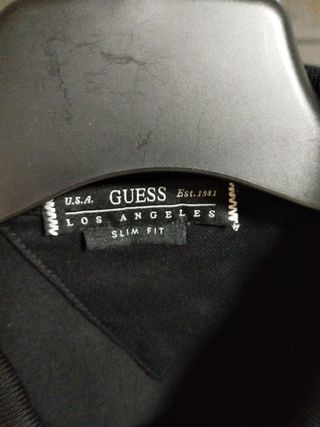 Polo Guess Negro AUTÉNTICO CON ETIQUETA.