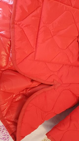 Chaqueta acolchada Zara roja