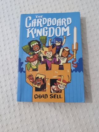 The Cardboard Kingdom: (A Graphic Novel)