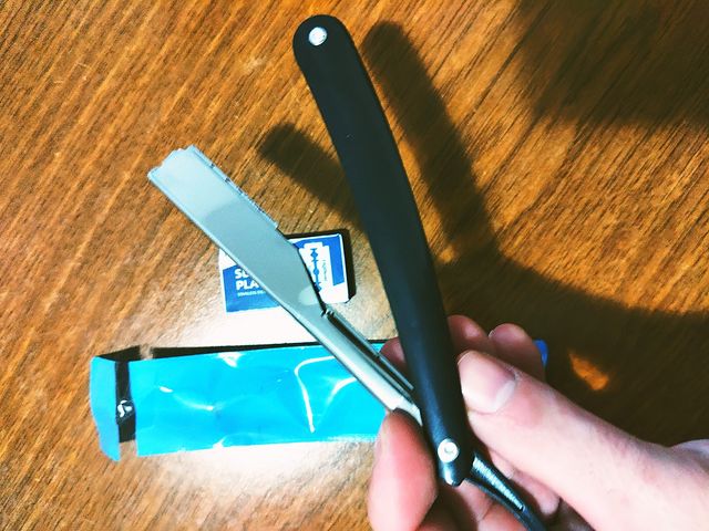 Rasoio da barba FlyDear + lame