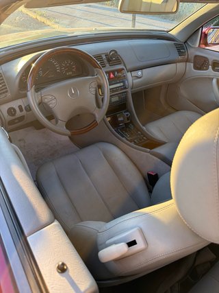 Mercedes-Benz  CLK 2001