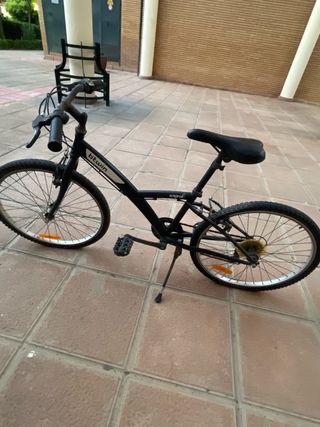 Bicicleta infantil Btwin negra