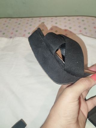Sandalias de tacón negras