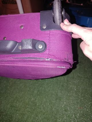 Maleta de cabina Vagg morada Paco Martínez