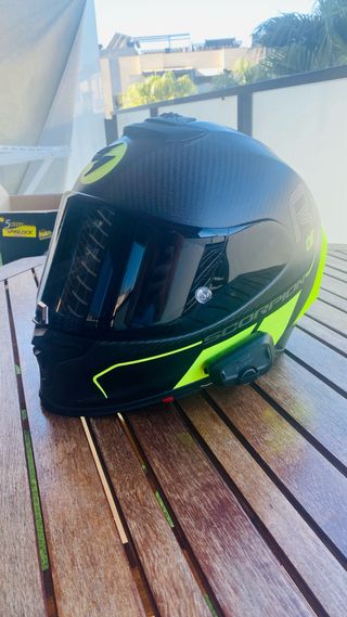 Casco Scorpion Exo R1 Carbono