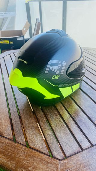 Casco Scorpion Exo R1 Carbono