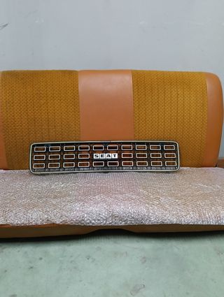 Rejilla frontal Seat 127