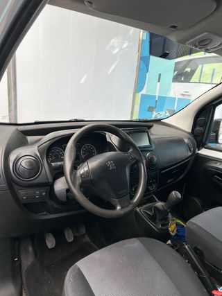 Peugeot Bipper 2012