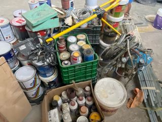 Lote pintura y herramientas