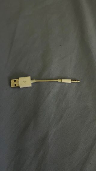 Cable USB a Jack 3.5mm iPod Shuffle