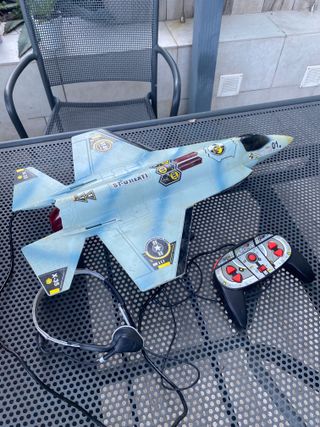 Aereo telecomandato X-35 GoldLok anni 80